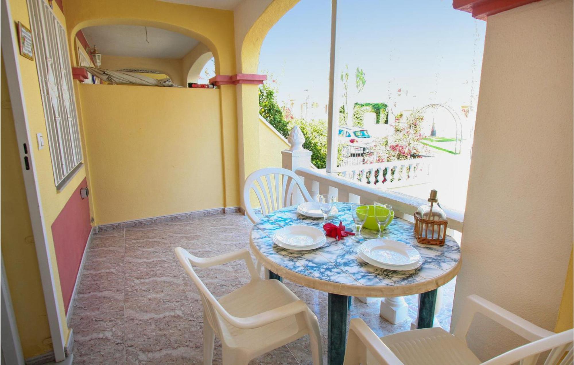 Cozy Home In Orihuela Costa With Kitchenette Exterior foto